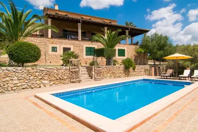Image de Magnifique maison à Arta avec piscine privée, utilisable à l'intérieur.