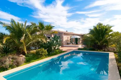 Image de Belle maison à Arta avec piscine privée, utilisable à l'intérieur ou à.