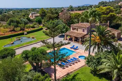 Image de Maison confortable à Sa Coma avec piscine privée, utilisable à l'intérieur.