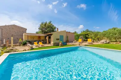 Image de Maison confortable à Arta avec piscine privée, utilisable à l'intérieur ou.