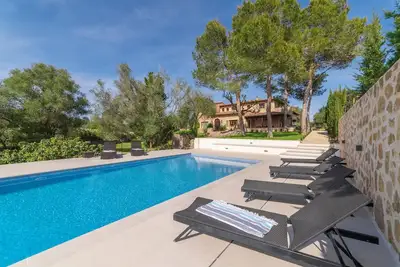 Image de Belle maison à Arta avec piscine privée, utilisable à l'intérieur ou à.