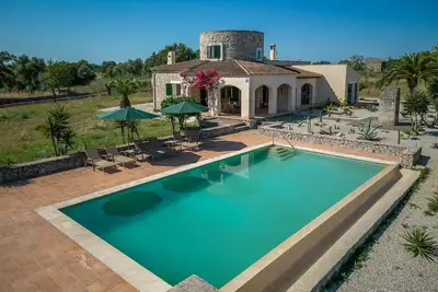 Image de Luxueuse maison à Llubi avec piscine privée, utilisable à l'intérieur ou à.