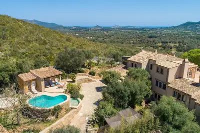 Pet friendly home in Capdepera with sauna