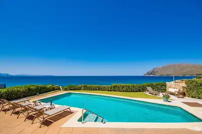 Image de Superbe maison à Betlem avec piscine privée, utilisable à l'intérieur comme.