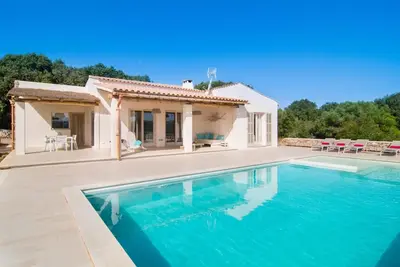 Superbe maison à Arta avec piscine privée, utilisable à l'intérieur ou à.