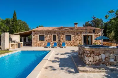 Image de Luxueuse maison à Porreres avec piscine privée, pouvant être utilisée à.