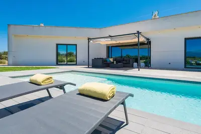 Image de Superbe maison à Sencelles avec piscine privée, utilisable à l'intérieur.