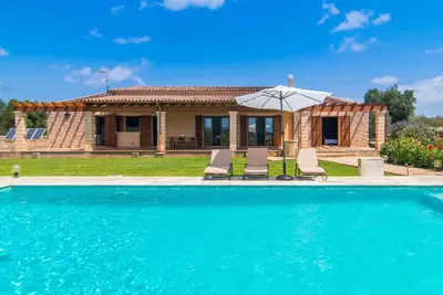 Image de Charmante maison à Arta avec piscine privée, utilisable à l'intérieur comme.