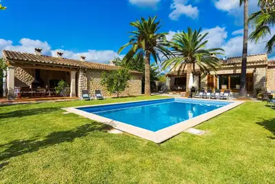 Image de Magnifique maison à Inca avec piscine privée, utilisable à l'intérieur ou à.