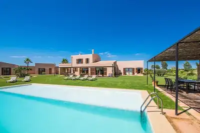 Image de Maison acceptant les animaux domestiques à Ses Covetes