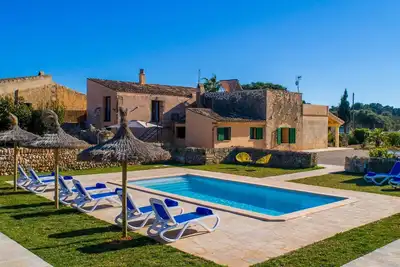 Image de Belle maison à Ses Covetes avec piscine privée, utilisable à l'intérieur ou.