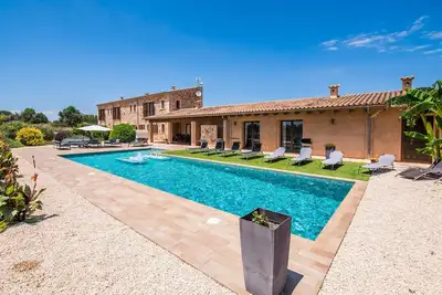 Image de Magnifique maison à Llucmajor avec piscine privée, utilisable aussi bien à.