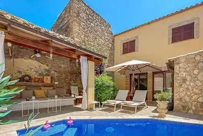 Image de Belle maison à Arta avec piscine privée, utilisable à l'intérieur ou à.