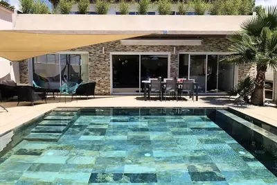 Image de Villa avec piscine et jacuzzi 6 pièces 10 personnes - Exclusive