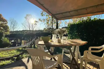 Image de Lodge Insolite Nature Canada 2 chambres sans sanitaires - 25 m2 + 15 m² terrasse couverte 4 personnes
