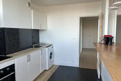 Image de À deux pas du moyens de transport, appartement spacieux pour les familles