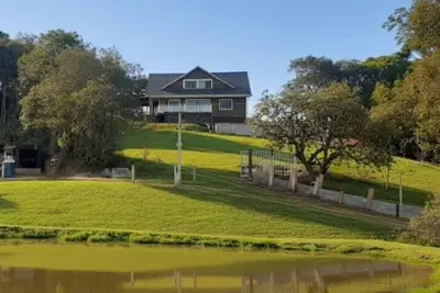 House with swimming pool