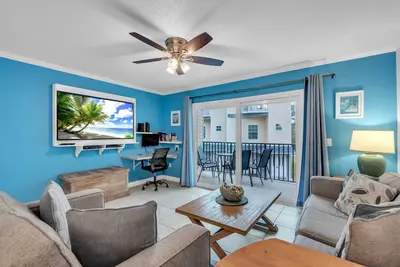 Image de 🏖️Quick Walk to Beach🌴Bayview Villa 120🐬Shared Pool🌞Great Location