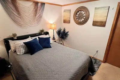 Image de Homey and Relaxing Stay w/Private Movie Theater Room