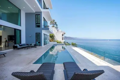 Image de Please Inquire Before Booking – Luxury Villa