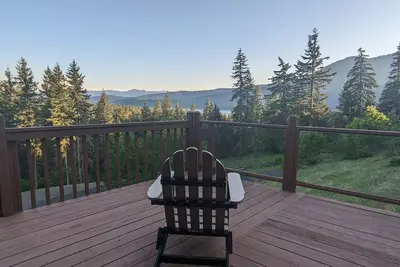 Image de Cle Elum Lake Cabin w/ Hot Tub & Game Room