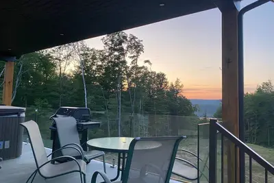 Chalet L'Ancrage ; s'ancrer en nature!