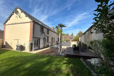Image de Longère beauceronne charmante, nature paisible et commodités urbaines en un!