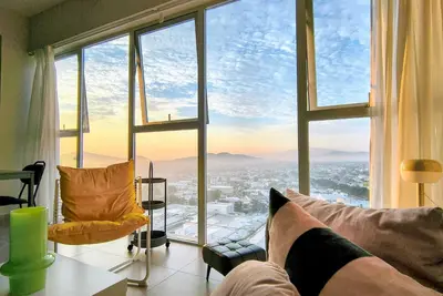 Image de Penthouse New Eniti Towers near Plaza La Perla