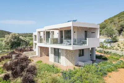 Image de Villa Frame | Quiet Luxury with 2 Jacuzzis & Panoramic Sea View in Methoni