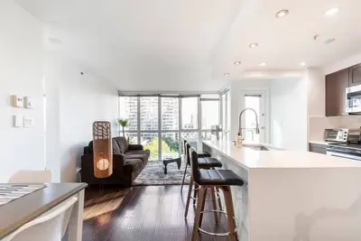 Image de Luxury 2-bedroom condo beach side Yaletown