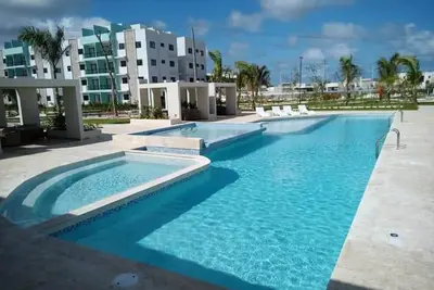 Image de Spacious 3br w/ Pool – Near Beach, Gated
