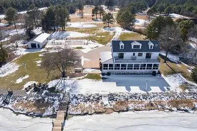 Image de Modern Chesapeake Waterfront - Heated Pool - Dock