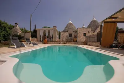 Trulli Retreat, Pool, Locorotondo