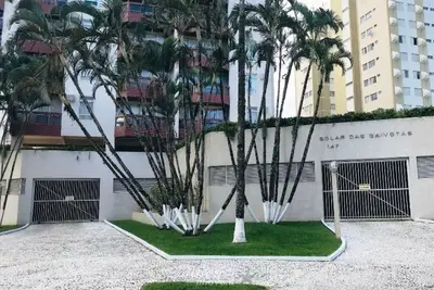 Image de Oceanfront Apartment | 50 m from Praia Brava | 900 Mbps Wi-Fi | Covered Parking