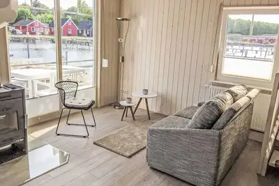 Image de Belle maison de vacances privée pour 4 personnes avec Tv et terrasse
