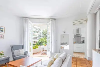 Image de Grand studio, 2-4 P, Ac, à 2 min de