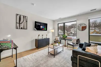 Image de Cleveland Clinic w/ KingBed, Balcony, Gym, Parking, Wd