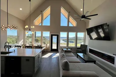 Image de Lakeview Retreat - Sleeps 9 - Kayaks - Rv Site - Lake Access