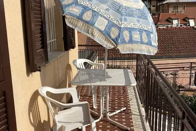 Image de Apartment in small villa a few minutes walk from the sea