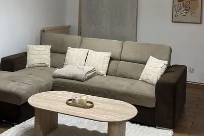 Image de Charme contemporain à 5 min du centre et des quais