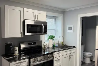 Image de Modern 1-bedroom apartment in charming Whitesboro