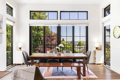 Image de Perch - Meridian View Retreat: Cozy 6br w/Firepit & Parking