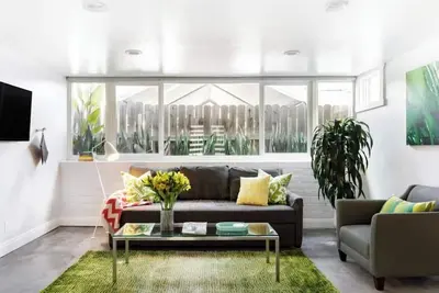 Image de Stylish Modern Guesthouse Close to the Metro