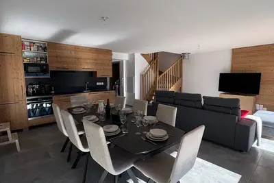 Image de Grand Duplex – Vue sur pistes, 8-10 pers