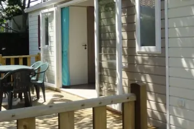 Image de Mobil home avec Terrasse - 3 Chambres à Messanges