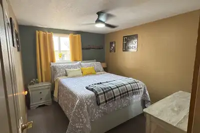 Image de Cozy Cabin Retreat – Toronto, Kansas Escape to a peaceful cabin getaway
