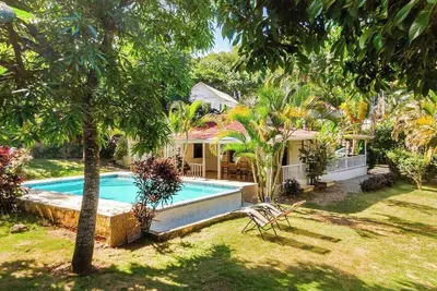 Image de Private pool, 2 bed, 2 Barthroom. A few minutes from the town center and beach