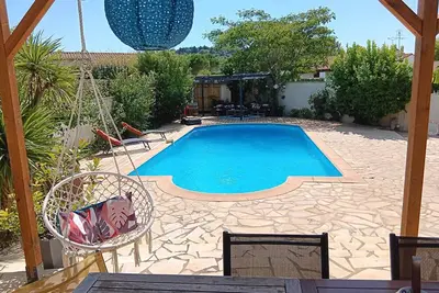Image de Villa de vacances avec piscine à 20 minutes de la mer
