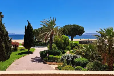 Image de Appartement 4p face à la mer + parking. Pas de route, faites tout à pied