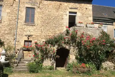 Image de Grand gite dans un beau village. 4 chambres avec  chacune un sanitaire privé